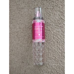 Bath & Body Works – Gingham Gorgeous Fine Fragrance Mist (8 fl oz)
